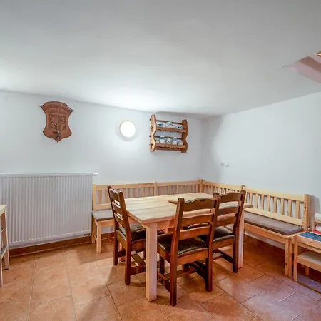 Apartment U Andresu Zadov